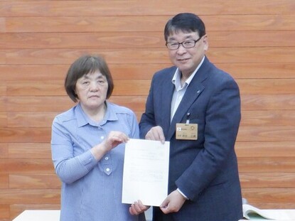 R6第1回運営審議会諮問の様子