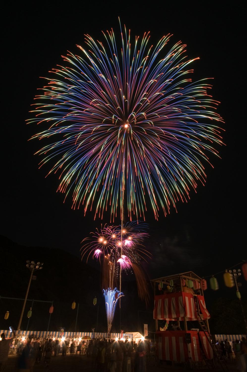 南郷豊年まつり 花火
