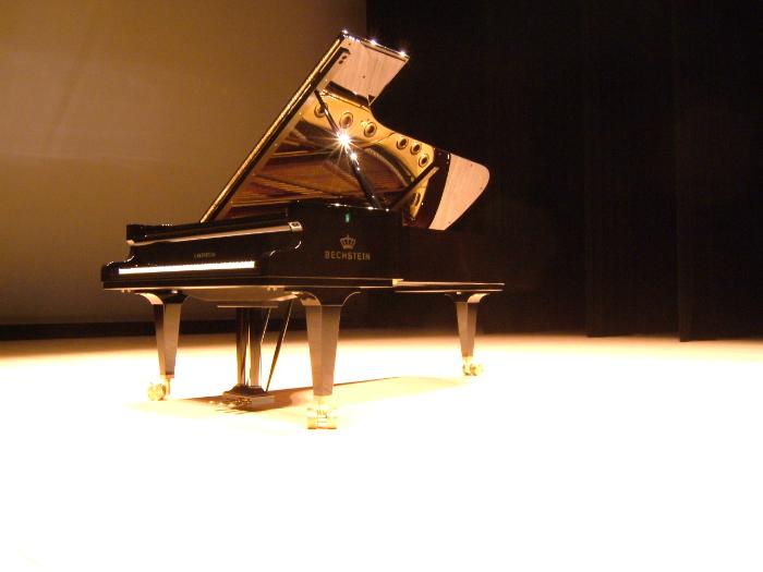 ベヒシュタインピアノ