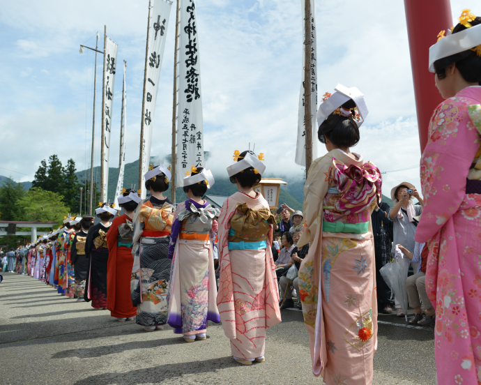 七行器行列の花嫁